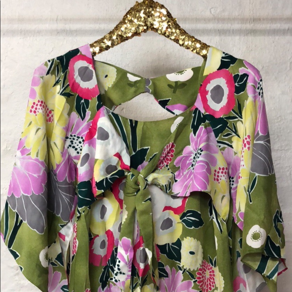 ANTHROPOLOGIE 100% silk floral top - NWOT